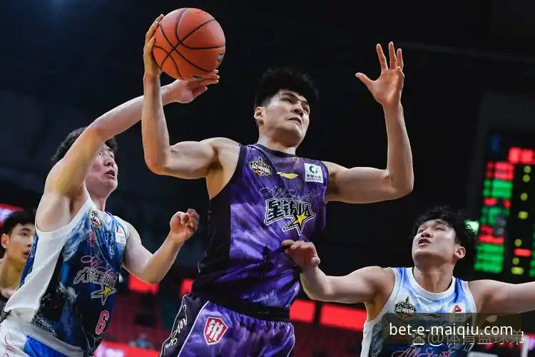 买球网正规平台对比 CBA状元陈国豪“回避条款”升级:深度分析广州vs北控卡位战背后的规则博弈